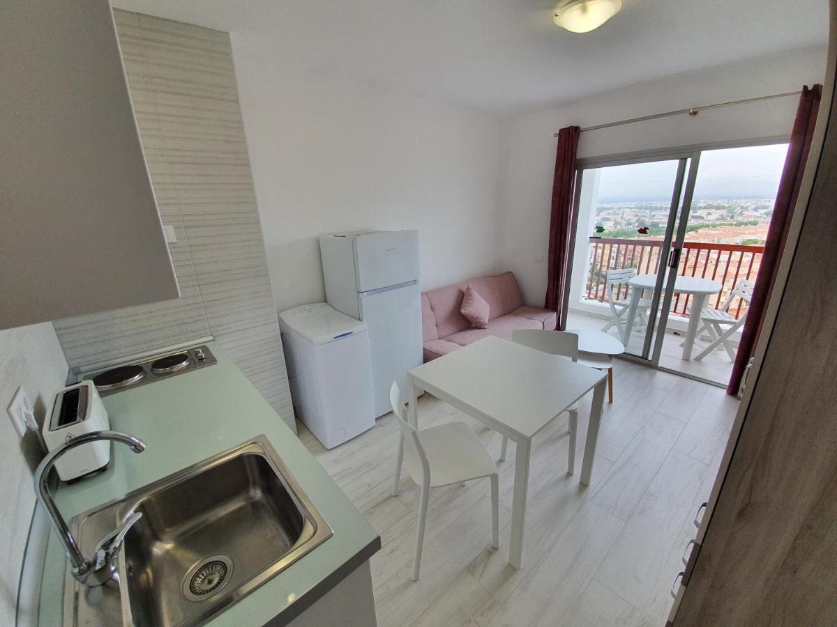 Apartamento Albatros Beach-3 เอมปูเรียบราบา ภายนอก รูปภาพ