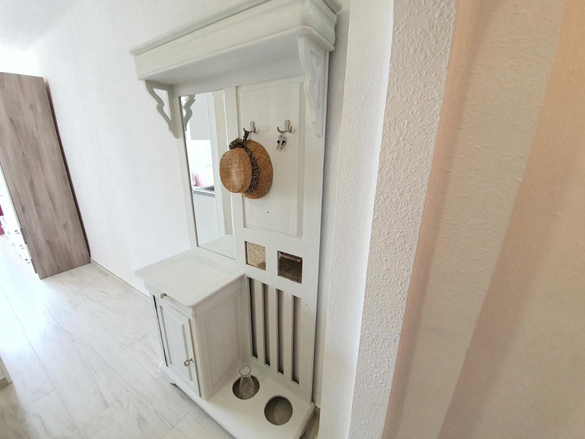 Apartamento Albatros Beach-3 เอมปูเรียบราบา ภายนอก รูปภาพ